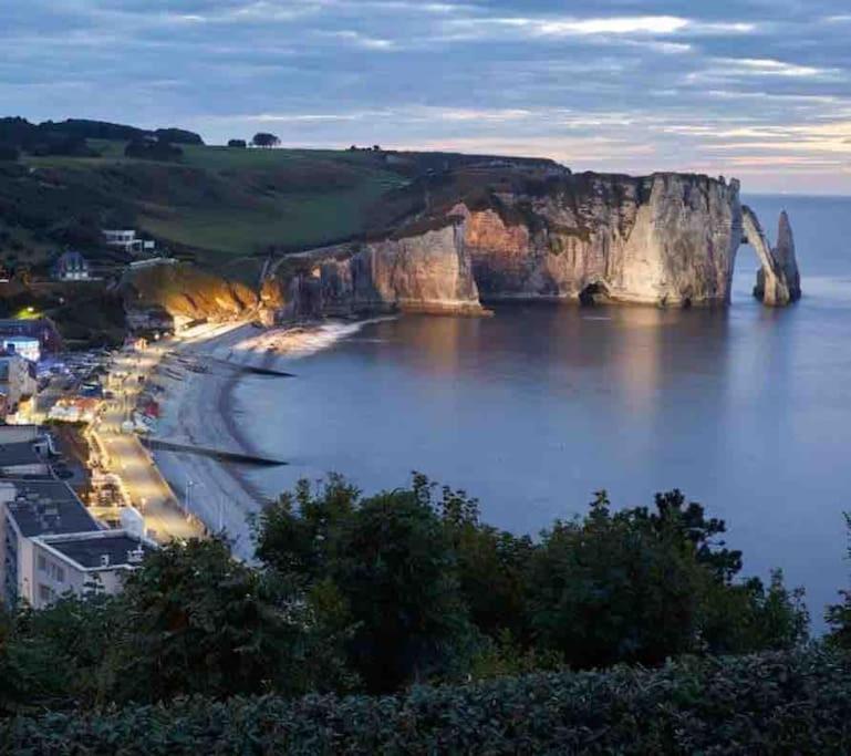 Superbe Appartement Entre Mer Et Ville Dieppe Zewnętrze zdjęcie